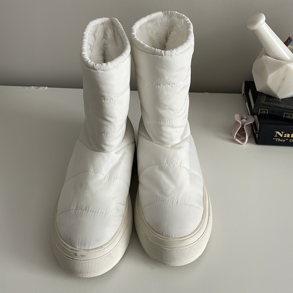 J/Slides Puffer Fur Waterproof Platform Boots - Picture 4 of 4